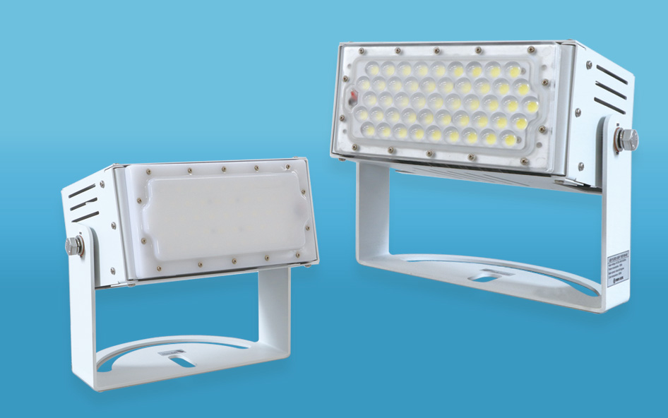 コストパフォーマンスに優れた船舶用のLED投光器を開発いたしました船舶用LED投光器KXD100-60-GL
